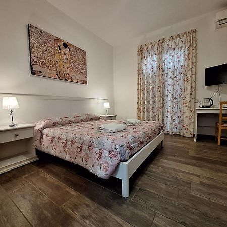 B&B La Locanda Del Sorriso Orte Eksteriør billede